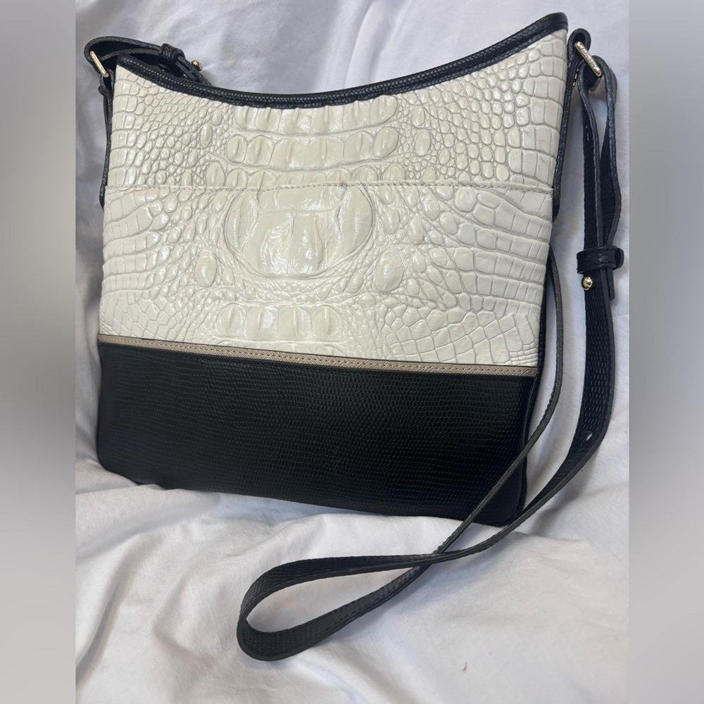 Brahmin NWOT Elegant Minimalist Black and Ivory Women's Crossbody Bag 11x9”